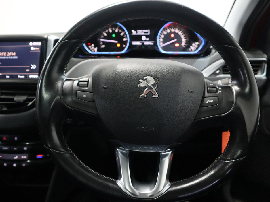 2018 Peugeot 2008 - image 13