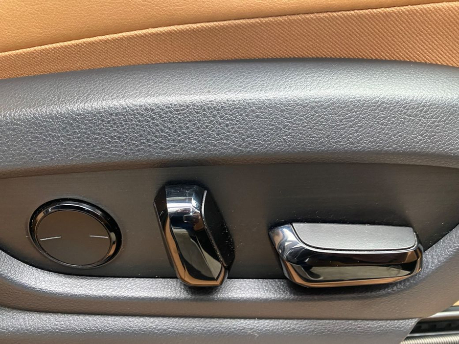 2024 Lexus RZ - image 20