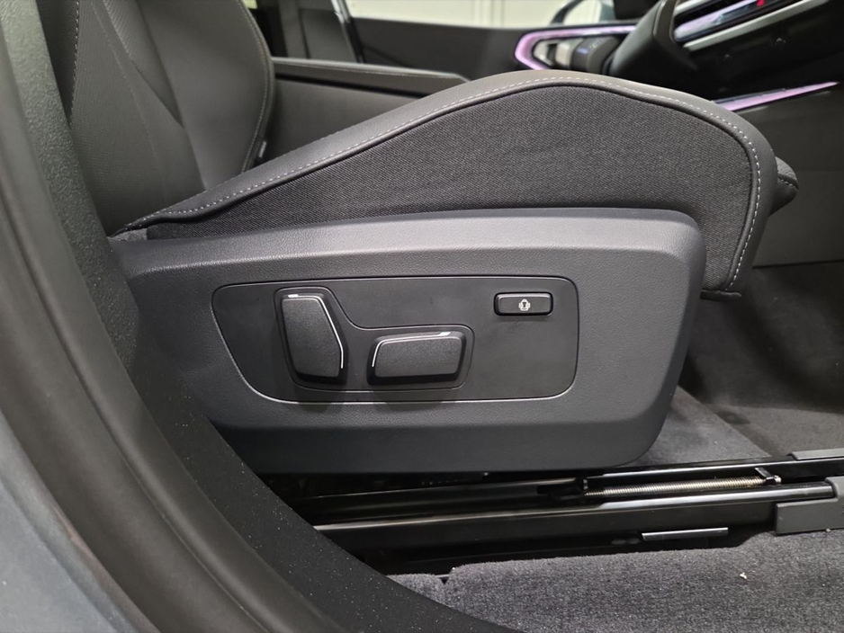 2026 BMW X3 - image 24