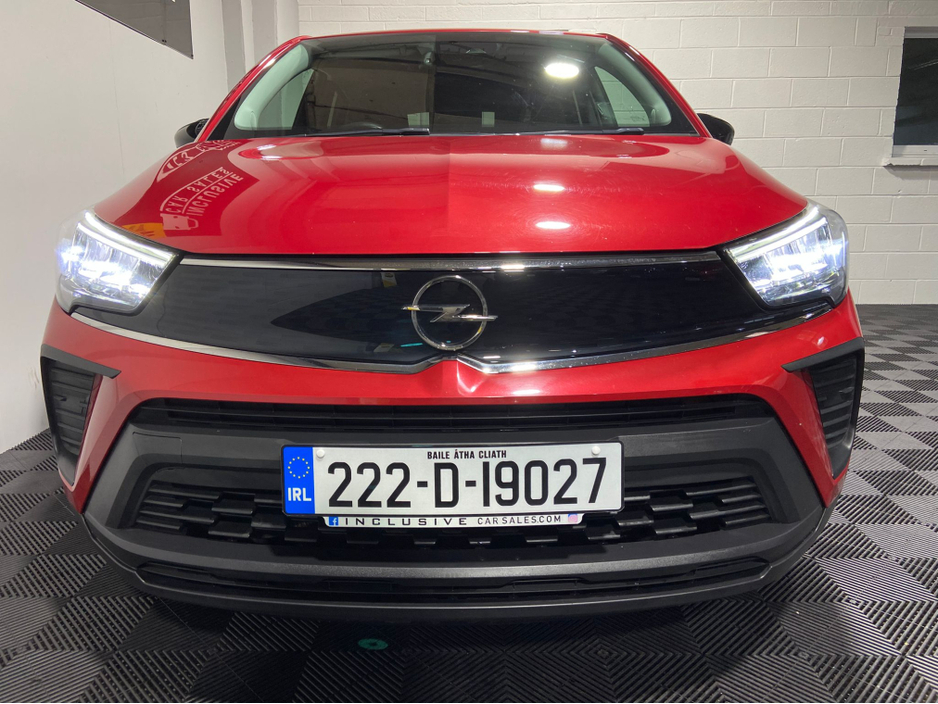 2022 Opel Crossland X - image 9