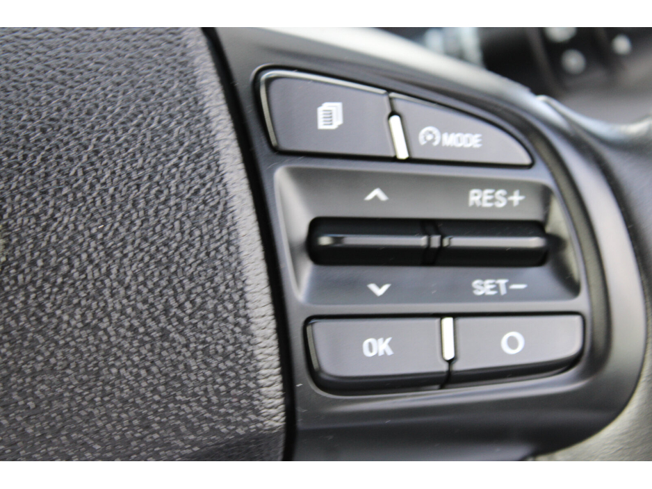 2022 Hyundai i10 - image 16