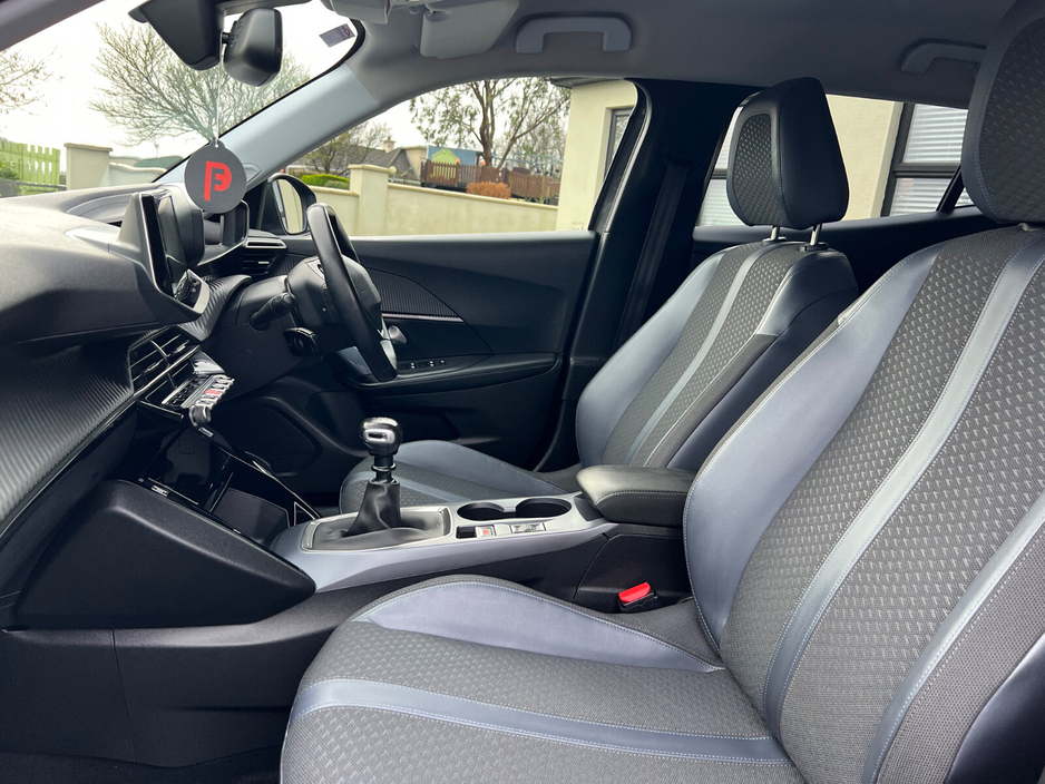 2020 Peugeot 2008 1.2 Puretech 100bhp Allure €17,950