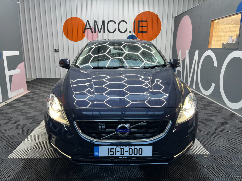 2015 Volvo V40 €11950 2015 VOLVO V40 T4 SE 1.6 AUTOMATIC / CRUISE CONTROL / REVERSE CAMERA / ELECTRIC MEMORY & HEATED SEATS €11,950