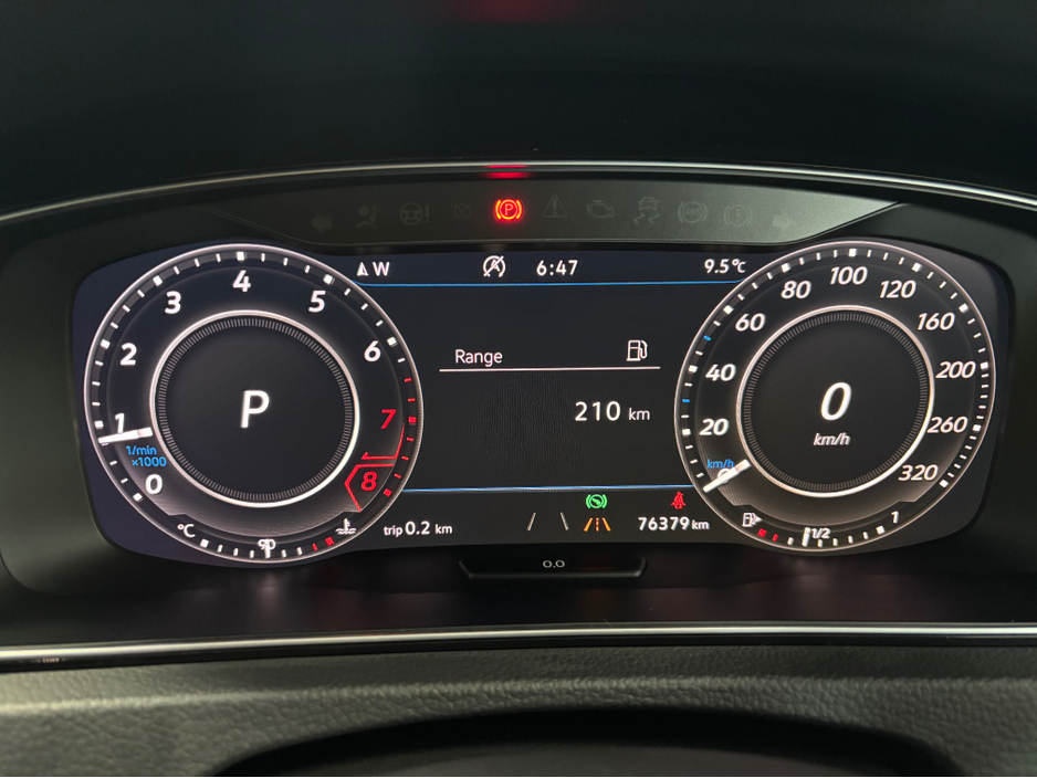 2019 Volkswagen Golf - image 14