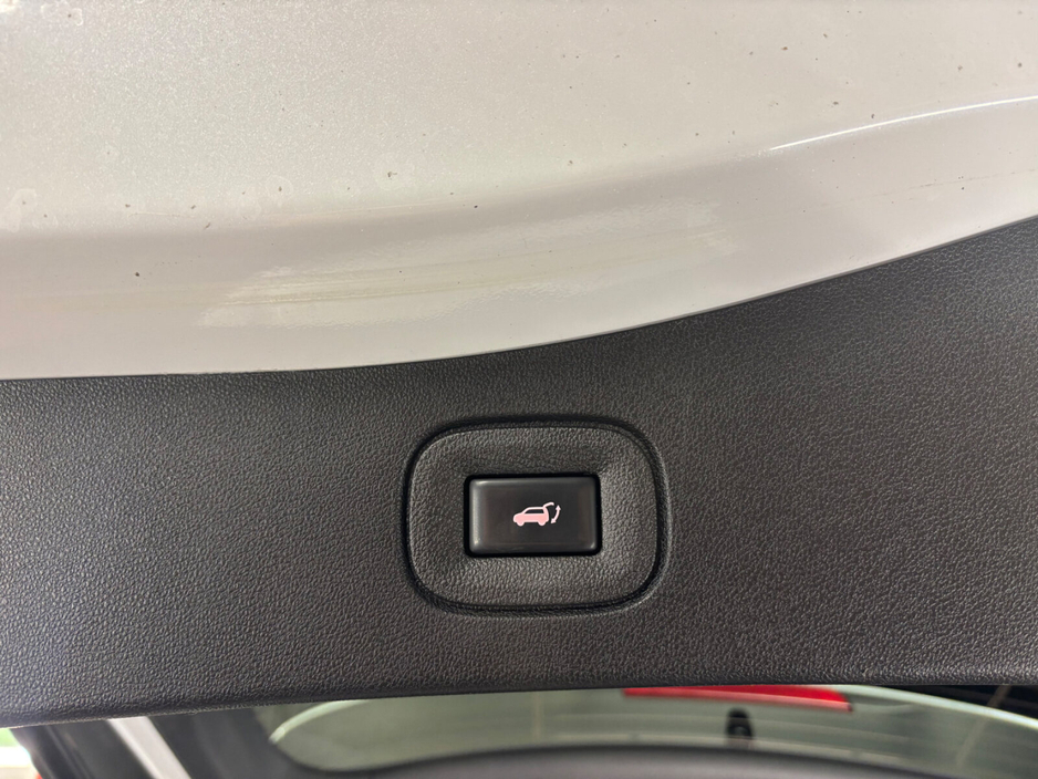 2019 Renault Koleos 2.0 dCi 175 Xtronic SIGNATURE NAV 4WD €21,950