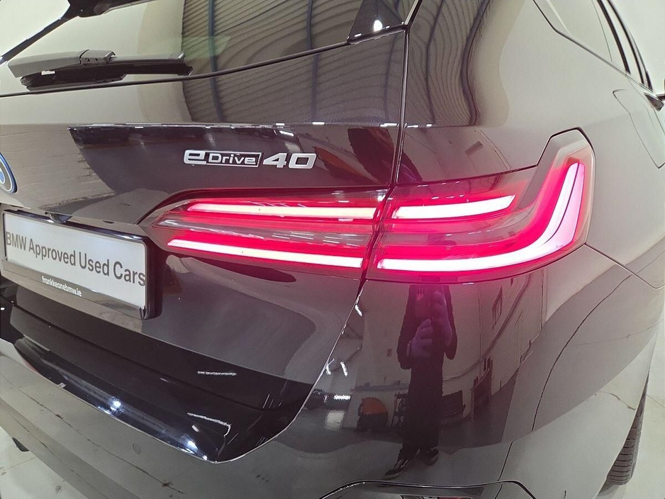 2025 BMW i5 - image 20