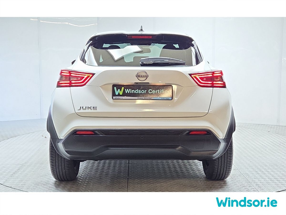 2023 Nissan Juke - image 11