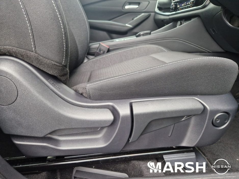 2023 Nissan Qashqai EPOWER SV PREMIUM 2TONE €31,925