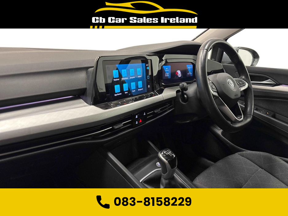 2023 Volkswagen Golf - image 4