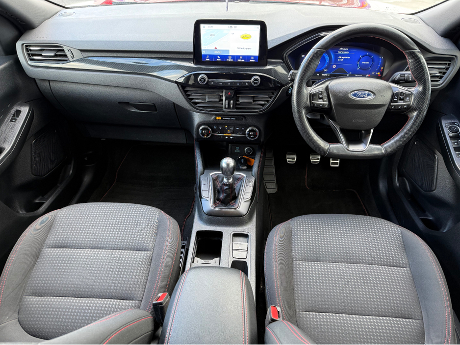 2020 Ford Kuga - image 3