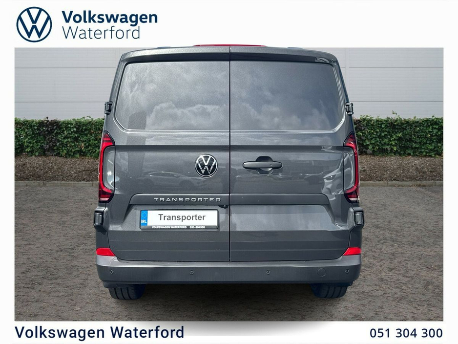 2025 Volkswagen Transporter  €42,475