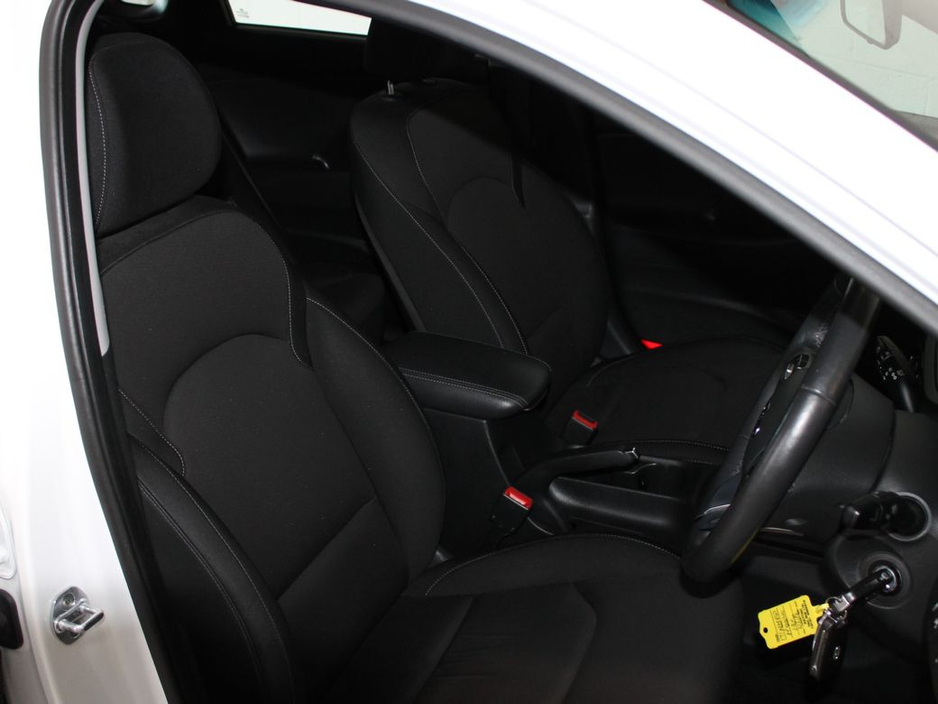 2017 Hyundai i30 i 30 Deluxe 5DR €12,450