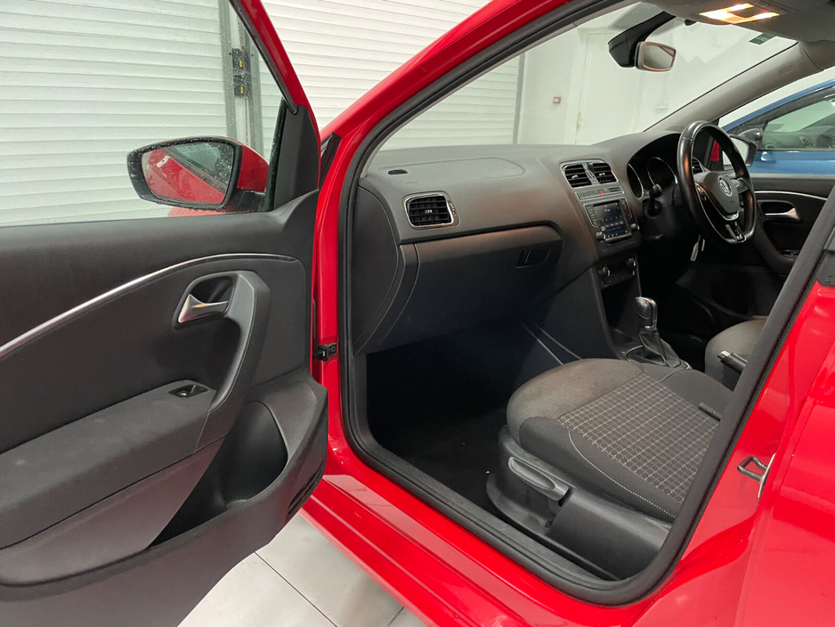 2016 Volkswagen Polo 1.2 TSI 5DR 90HP Comfortline DSG €10,495
