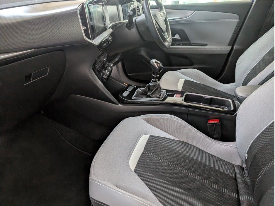 2024 Opel Mokka - image 9