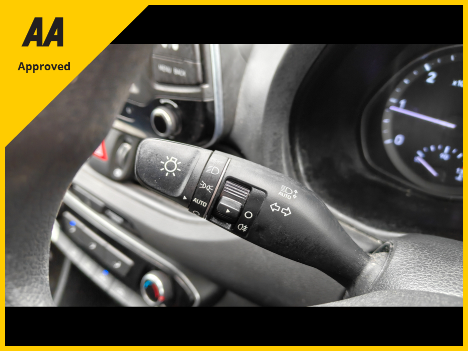 2018 Hyundai i30 - image 29