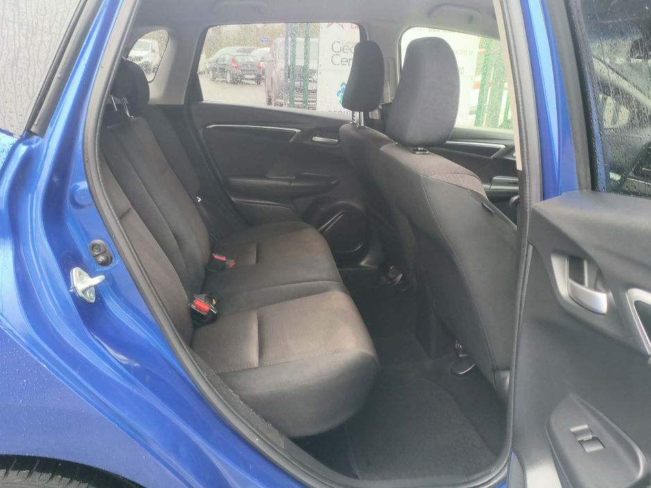 2016 Honda Fit - image 14