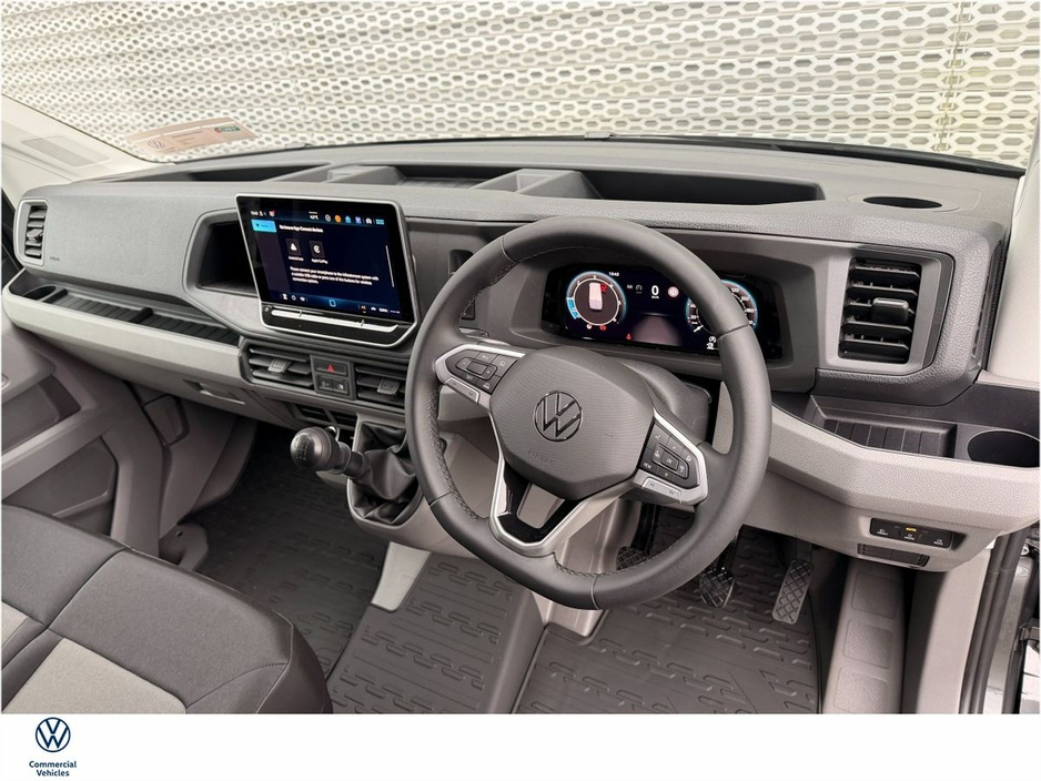 2026 Volkswagen Crafter HIGHLINE 30 MWB 140HP M6F €38,995