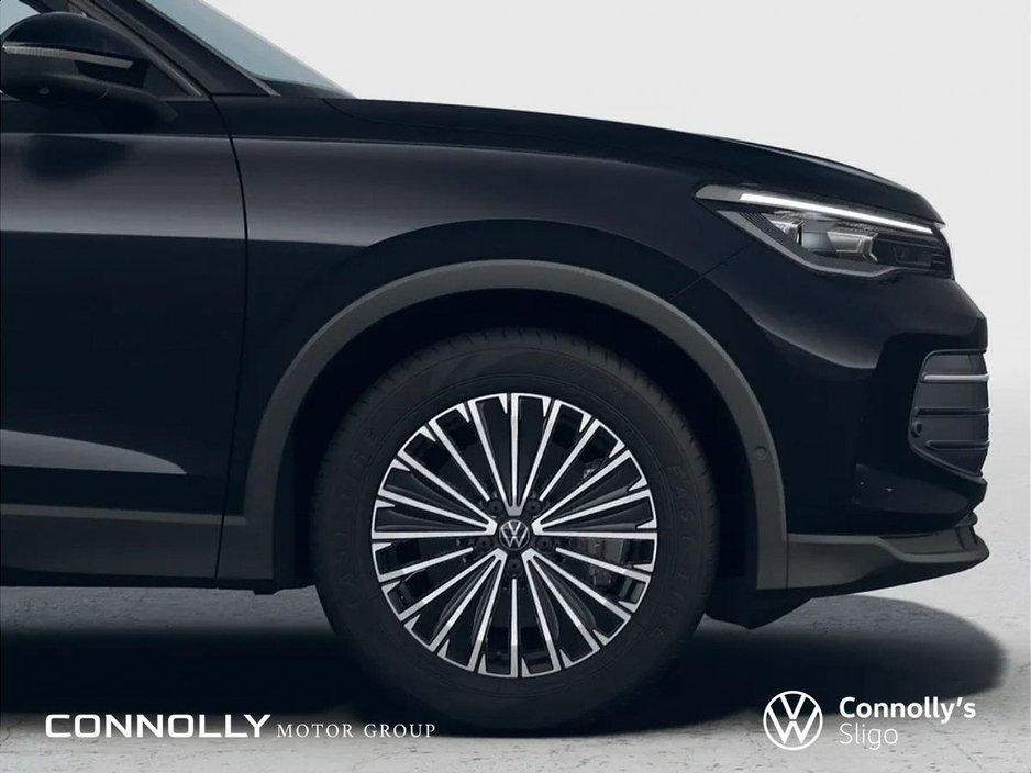 2026 Volkswagen Tiguan - image 7