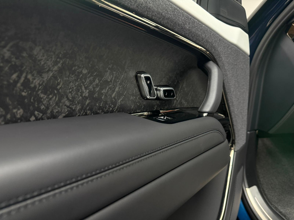 2025 Land Rover Range Rover Sport - image 23