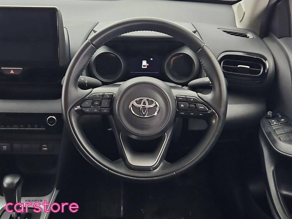 2021 Toyota Yaris Cross - image 18