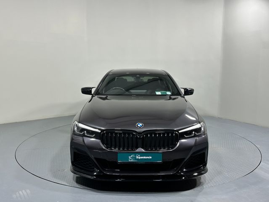 2020 BMW 5 Series - image 2