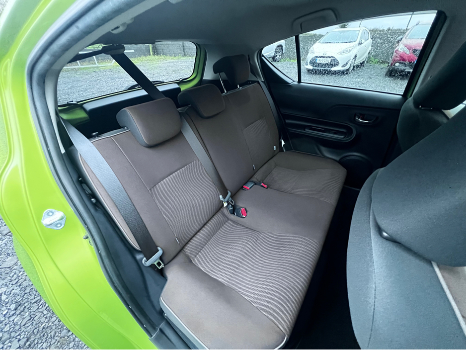 2017 Toyota Aqua 2017 Toyota Aqua 1.5 Self Charging Hybrid €10,950