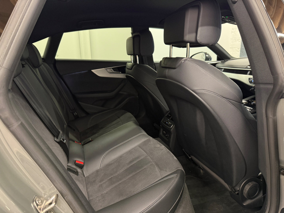 2022 Audi A5 - image 9