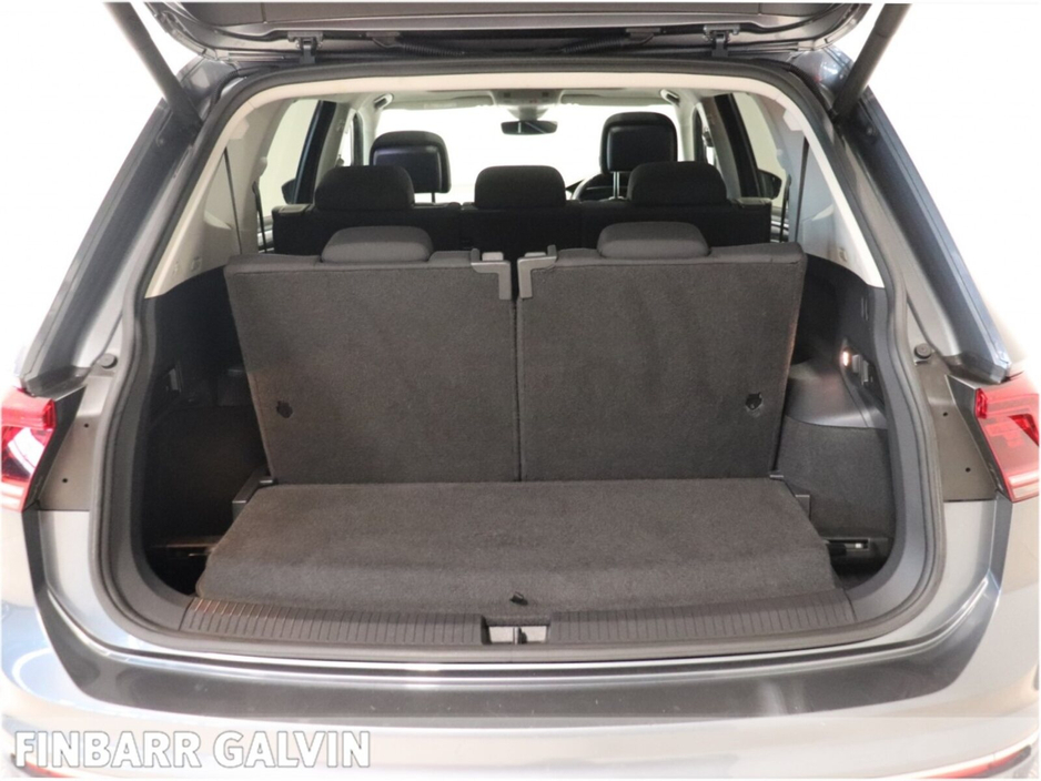 2020 Volkswagen Tiguan Allspace 2.0 TDI 150HP R-Line DSG 7S €38,950
