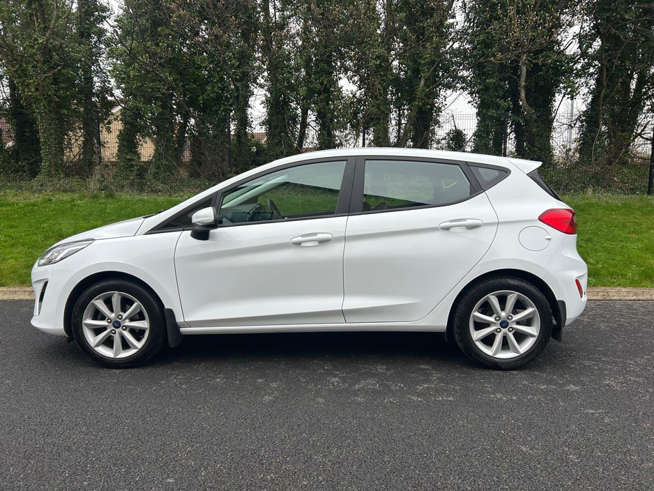 2018 Ford Fiesta - image 8