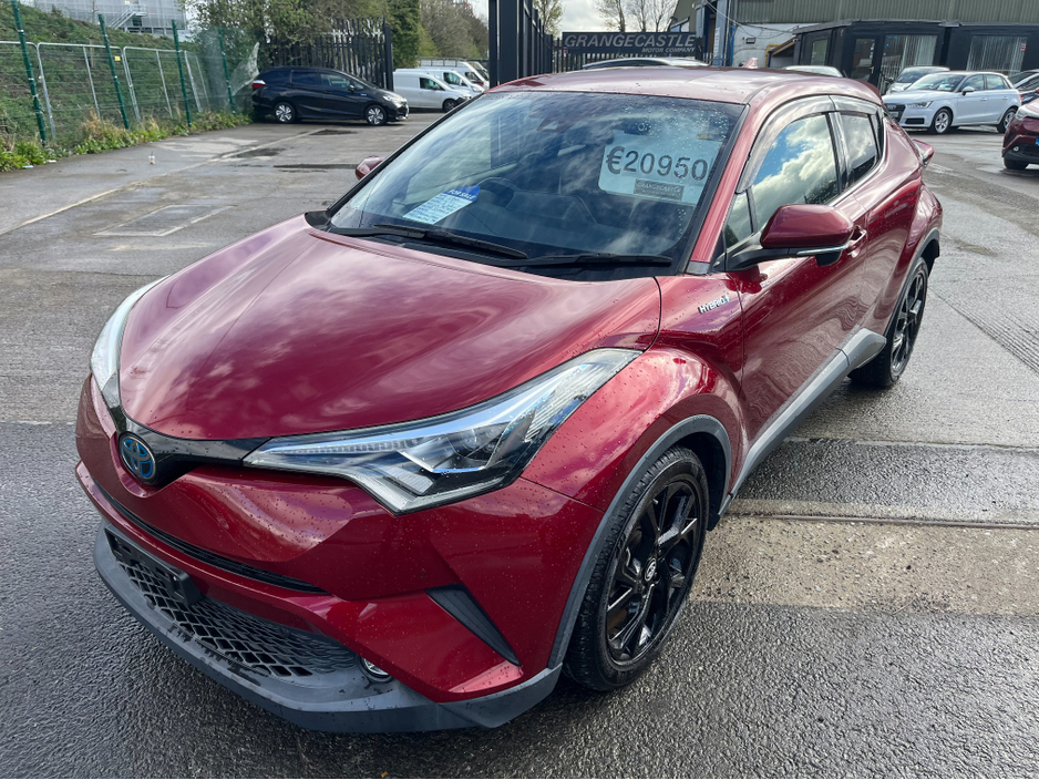 2019 Toyota C-HR - image 3