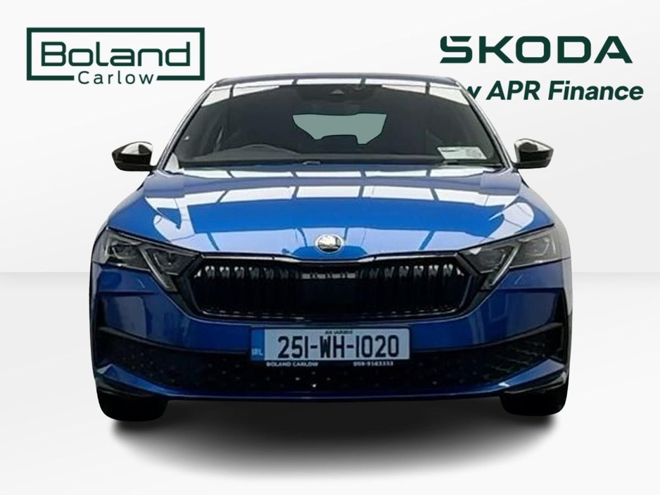2025 Skoda Octavia - image 7