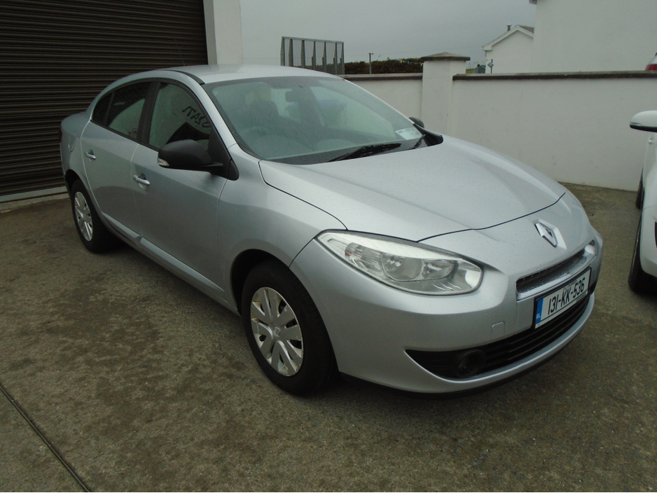 2013 Renault Fluence - image 5
