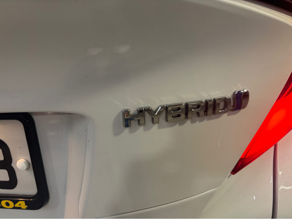 2023 Toyota C-HR HYBRID SOL 4DR AUTO €24,499