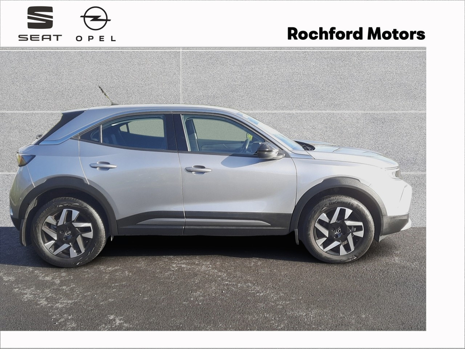 2022 Opel Mokka - image 3