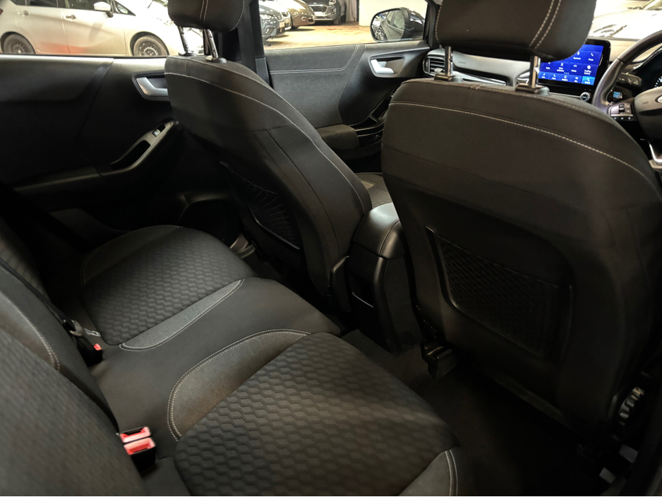 2023 Ford Puma - image 5