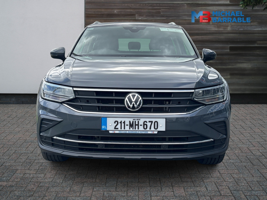 2021 Volkswagen Tiguan - image 7