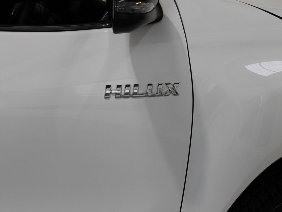 2024 Toyota Hilux 2.8 SR5 Double CAB 4DR €48,999