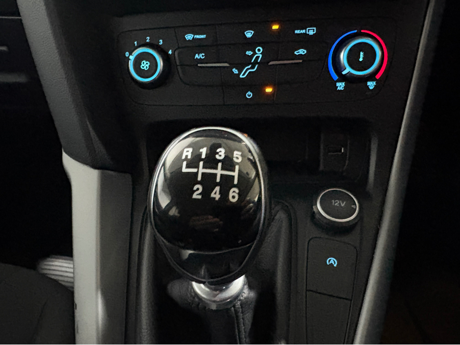 2016 Ford Focus 1.5 TDCI ZETEC 120PS 5DR €9,950