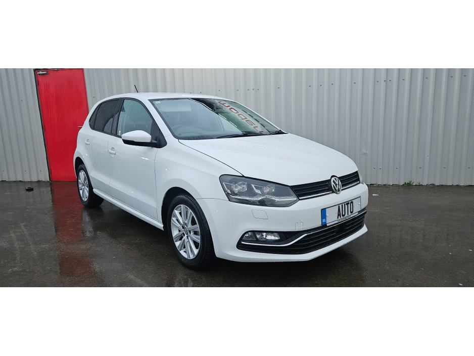 2015 Volkswagen Polo auto 1.2 comfortline plus low kms high spec €10,995