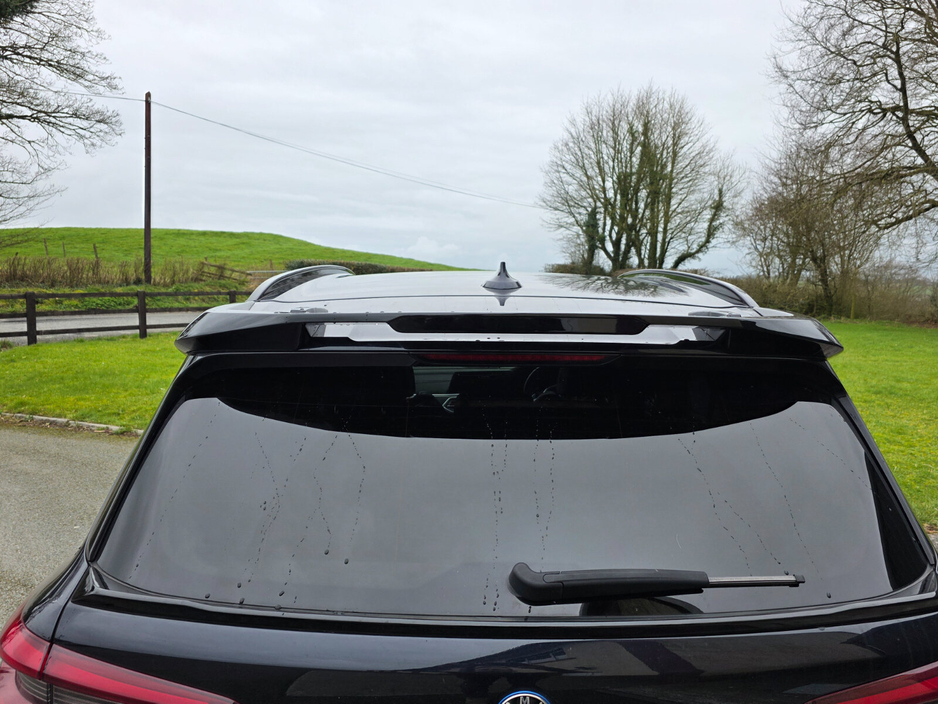 2022 BMW X5 - image 7