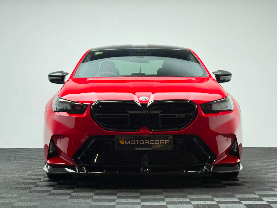 2025 BMW M5 M5 4.4 727HP INDV ROSSO CORSA €139,990