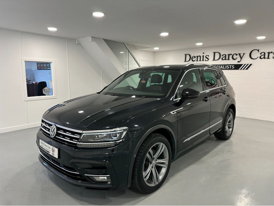 2019 Volkswagen Tiguan (191) TIGUAN 2.0TDI R LINE (LEATHER) DSG 4 MOTION LOW KMS VW/AUDI SPECIALISTS WWW.DENISDARCYCARS.IE €31,950