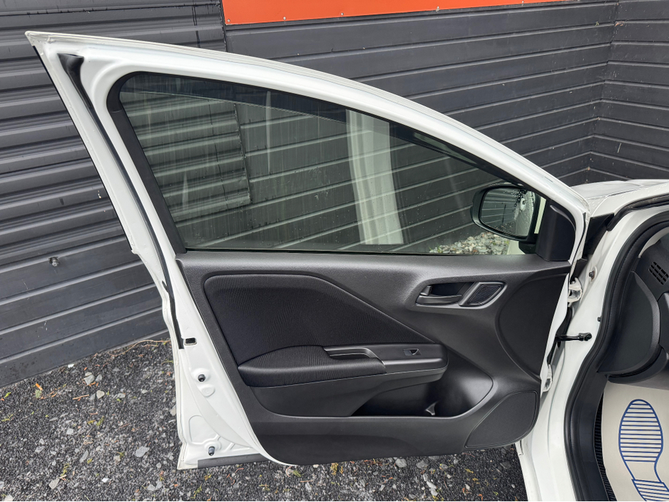 2016 Honda Grace 1.5 HYBRID AUTO €12,495