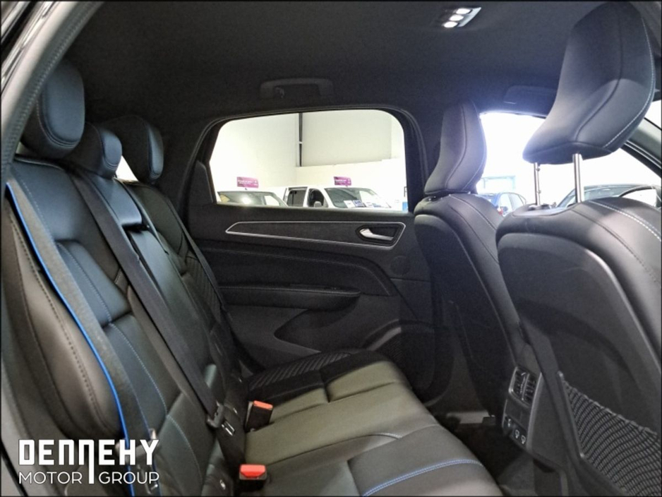 2025 Renault Arkana - image 27