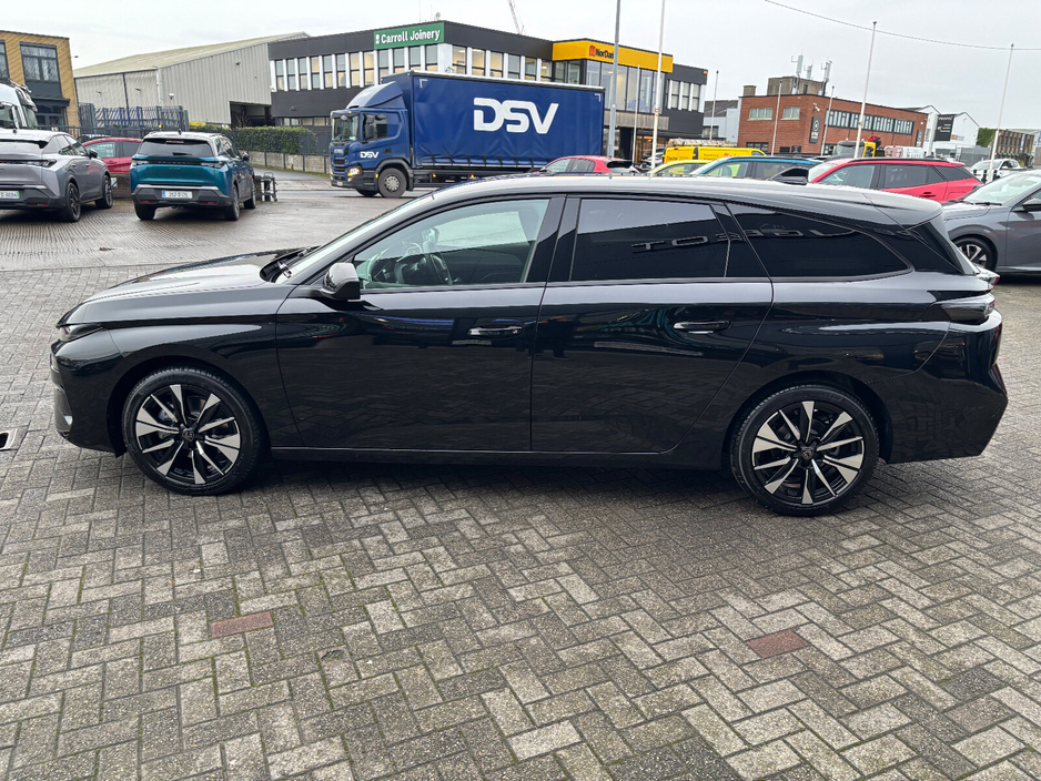 2026 Peugeot 308 Allure 1.2 PureTech Hybrid 136 e-DCS6 €38,695