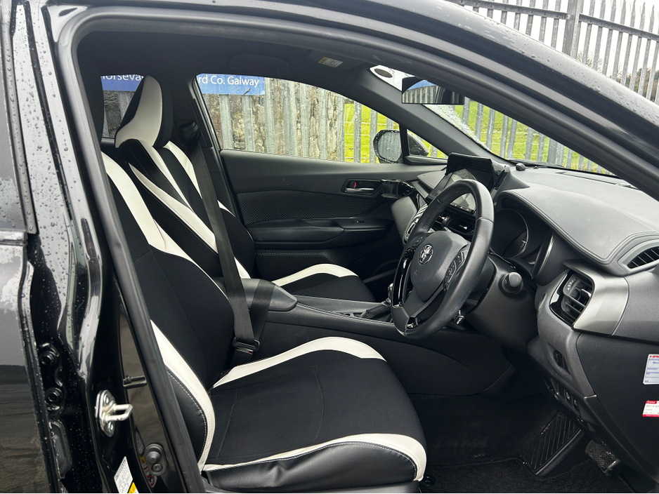 2019 Toyota C-HR Self Charging Hybrid €18,995