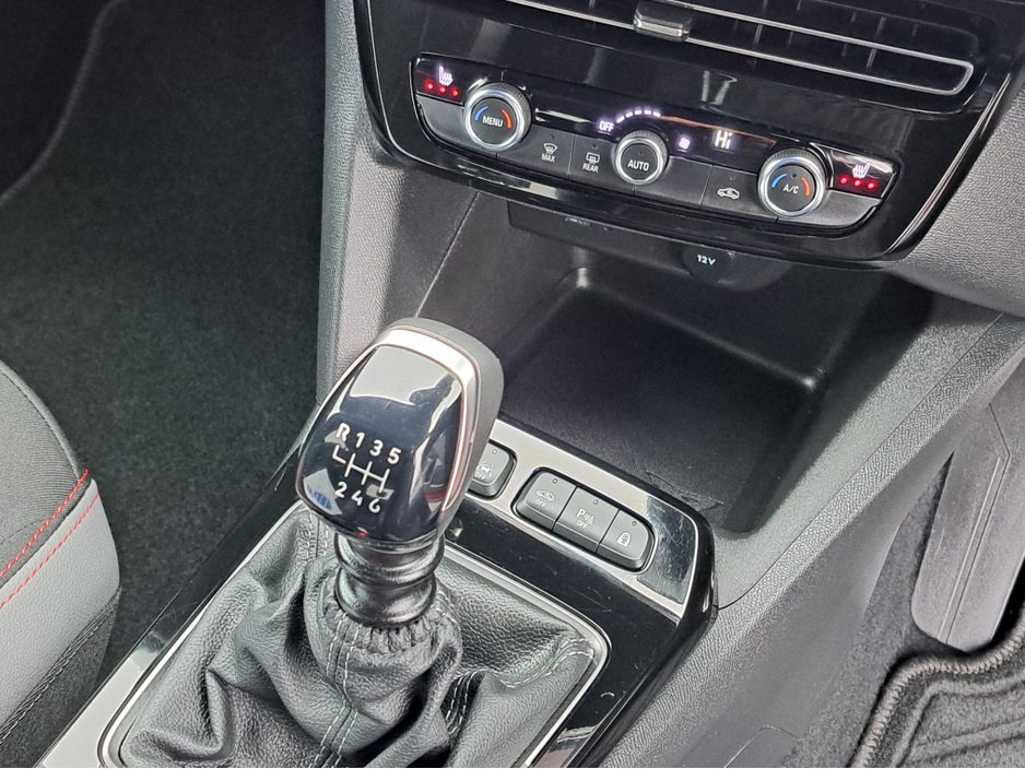 2023 Vauxhall Mokka - image 26