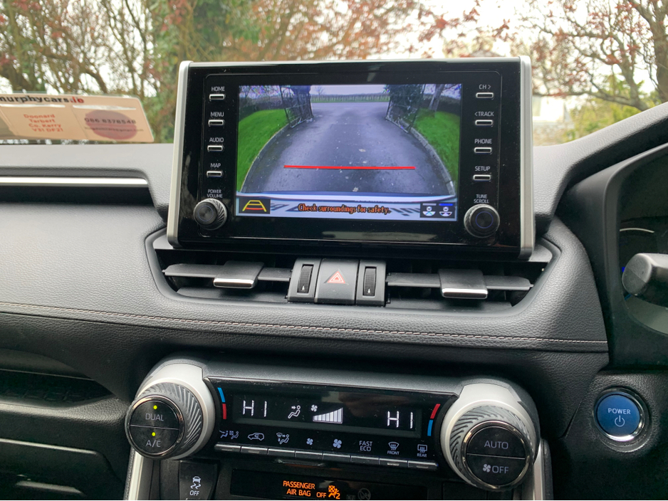 2020 Toyota Rav4 - image 20