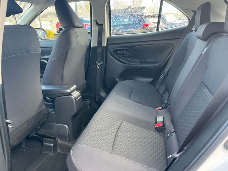 2025 Toyota Yaris Cross FRESH SELECTION OF TRADE-INS YARIS CROSS LUNA €30,000