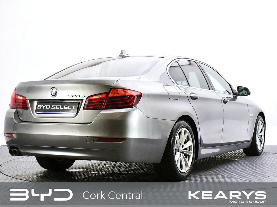 2015 BMW 5 Series 520d SE Auto €15,888